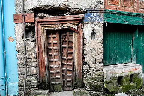 Joshimath sinking: A damaged house 